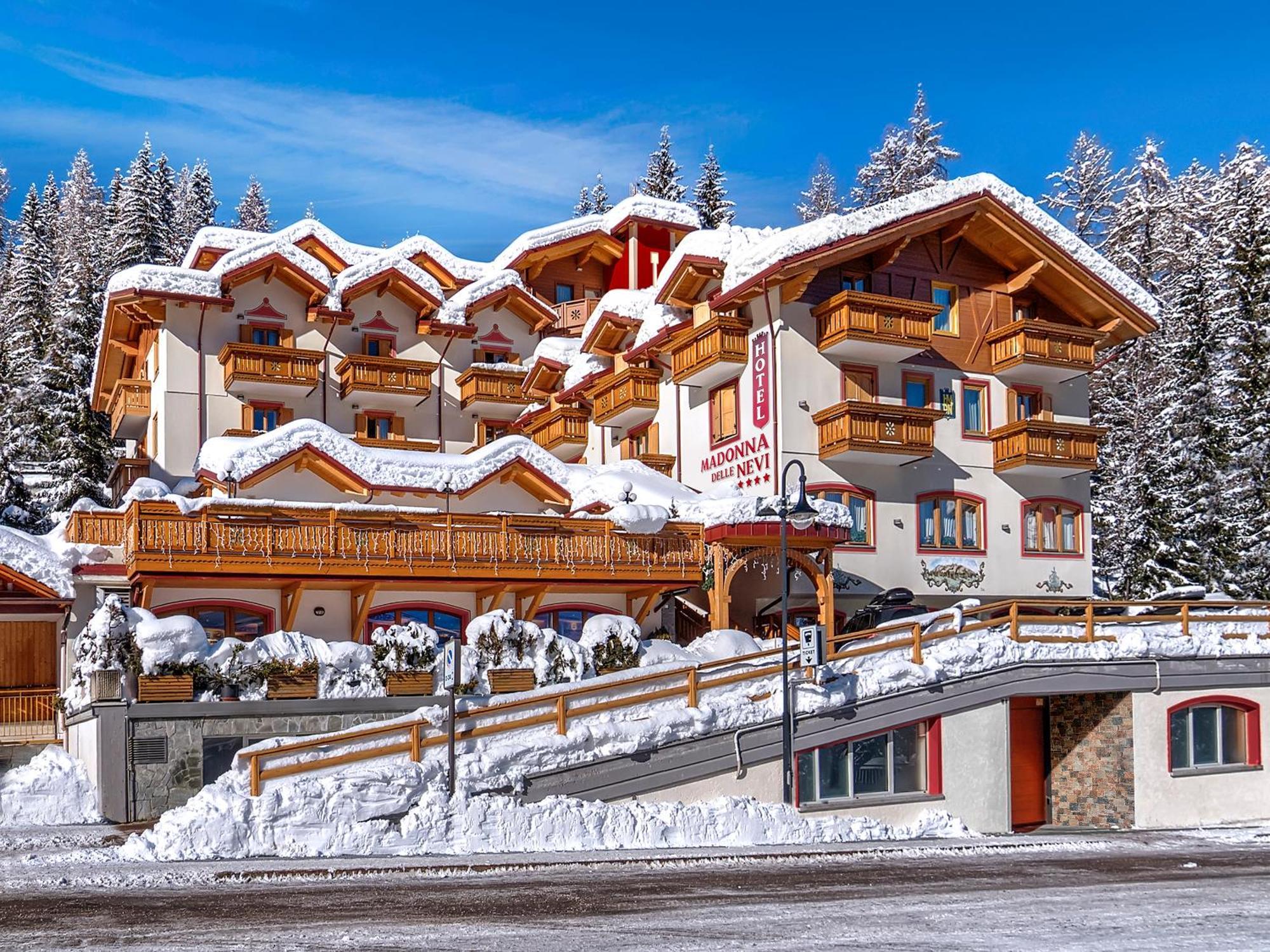 Hotel Madonna Delle Nevi Folgarida Exterior foto