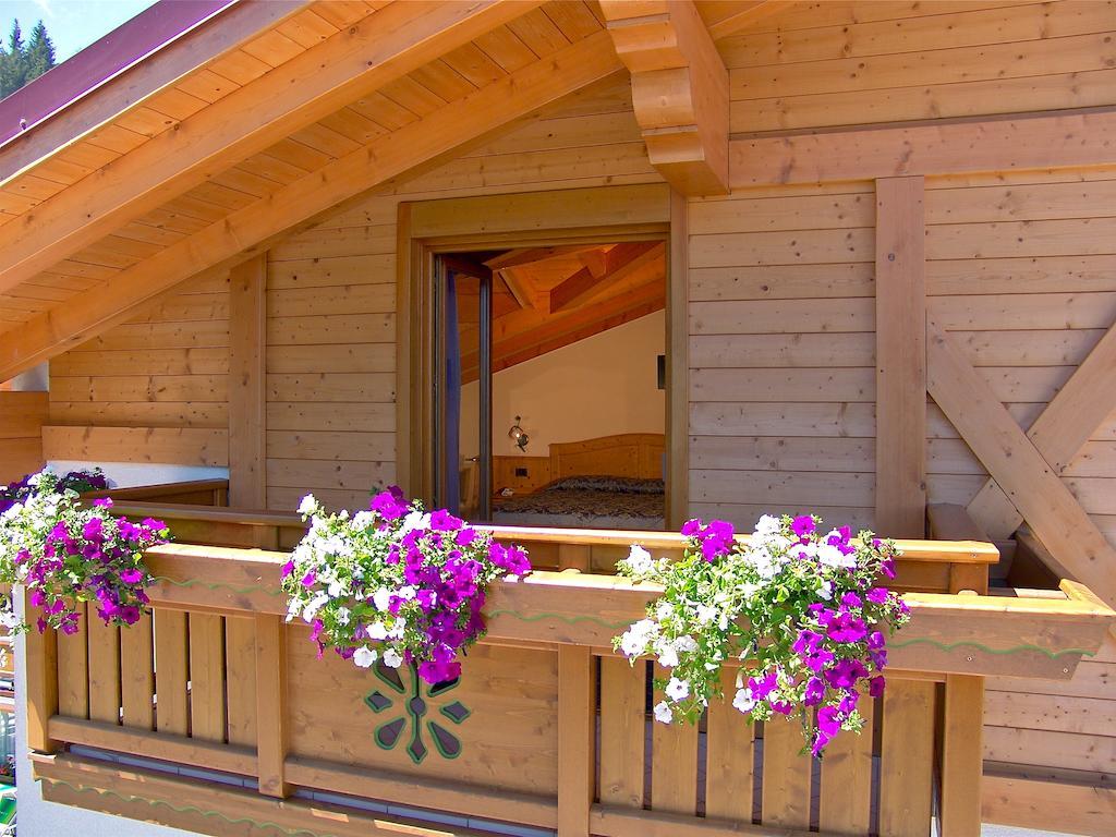 Hotel Madonna Delle Nevi Folgarida Zimmer foto